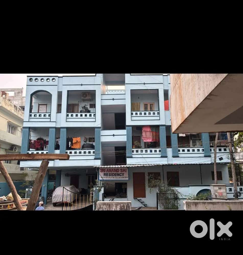 3BHK LAWSONS BAY 18 YEARS OLD