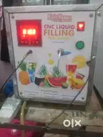 CNC liquid filling machine