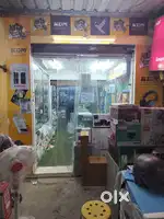 Salesman for mobile shop