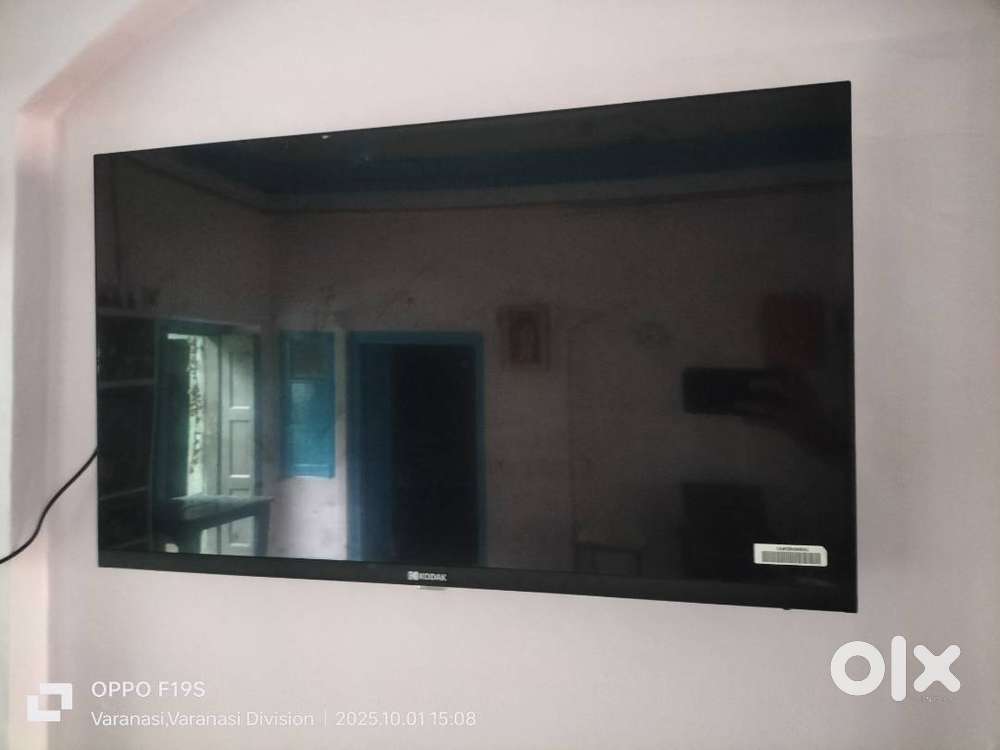 Kodak hd led tv 1 year old