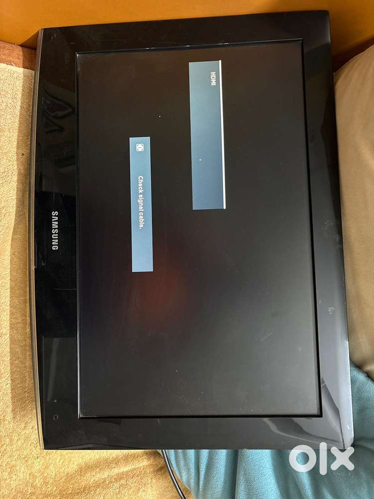 SAMSUNG LCD TV - 26 inch