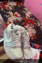 Nike air jordan 1  original (size 6 7)