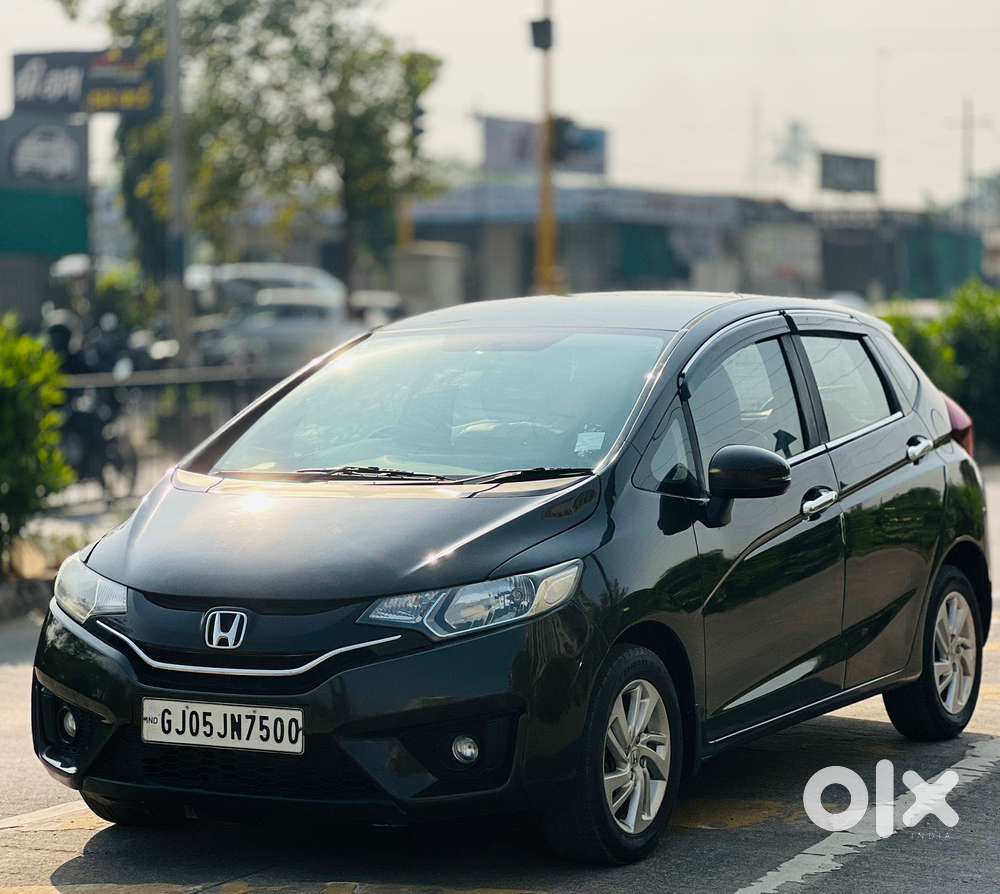Honda Jazz V Automatic, 2015, Petrol