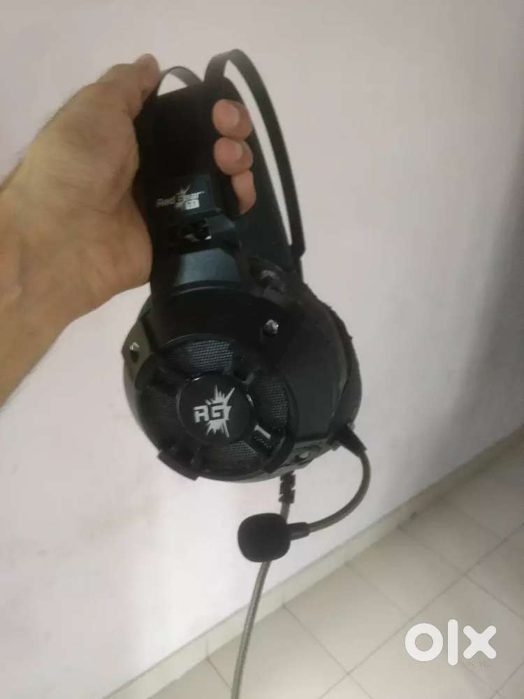 Headphone and webcam only for 799