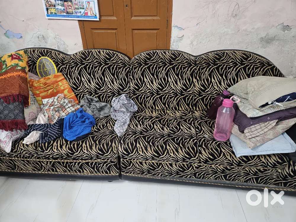 Cushion sofa