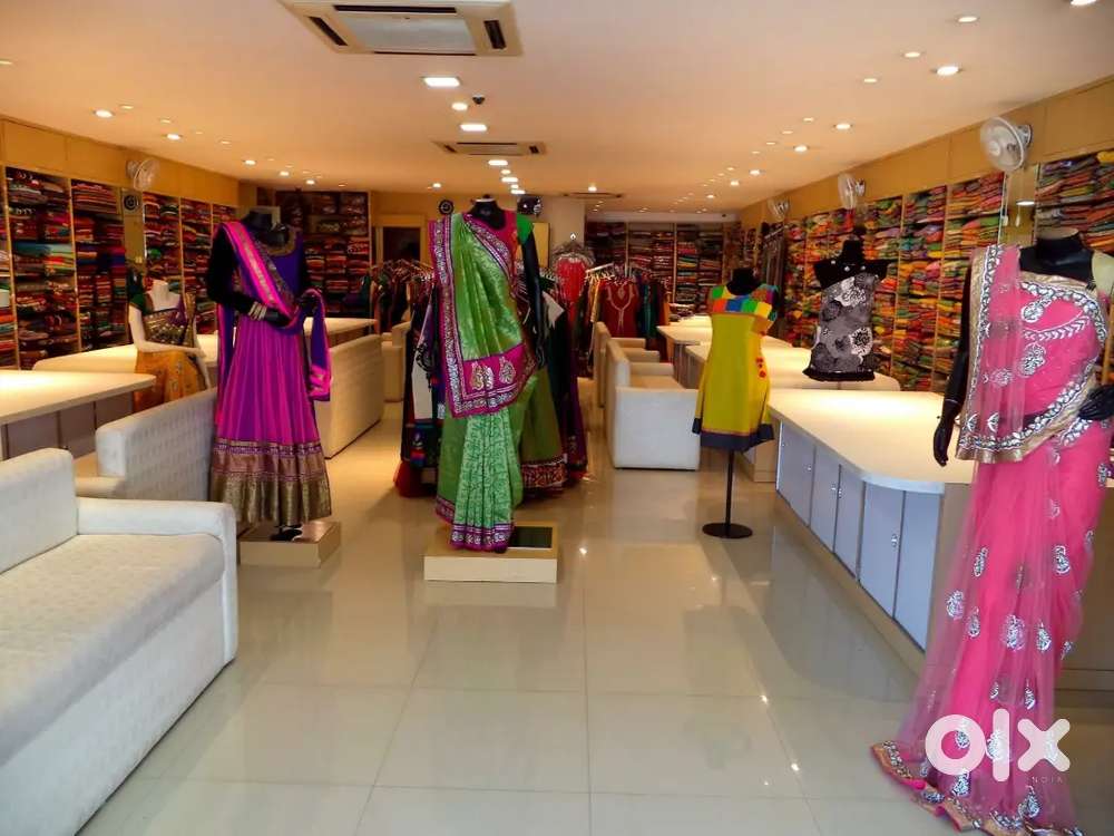 DIRECT JOINING FOR SAREE SHOWROOM JOB APPLY IN LUCKNOW LOCATION!!