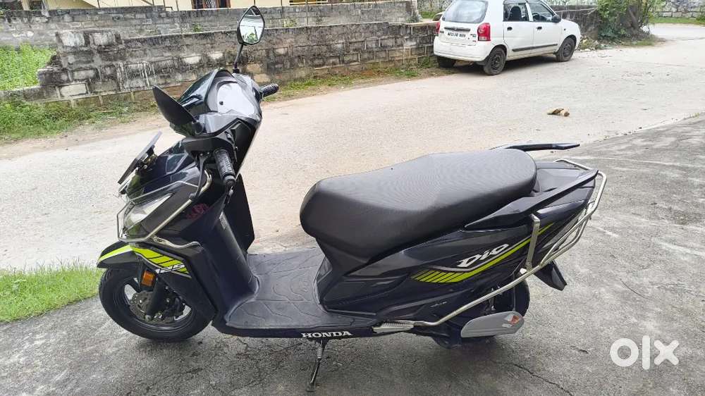 Honda/Dio 125 selling.