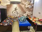 pg for boys in pitampura