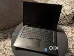 Dell i5 8th gen 4gb hd graphics 8gb/256gb ssd brand new laptop