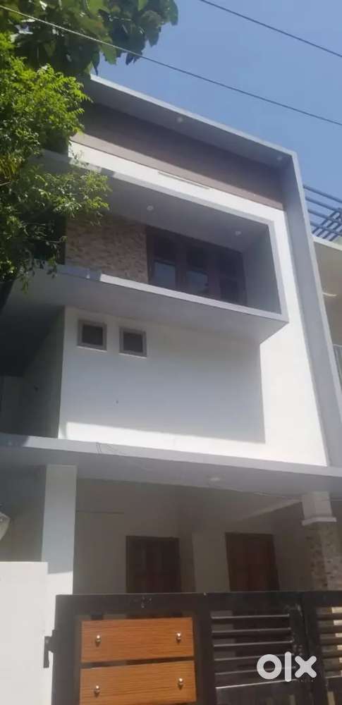 Residential house for rent in Mannanthala