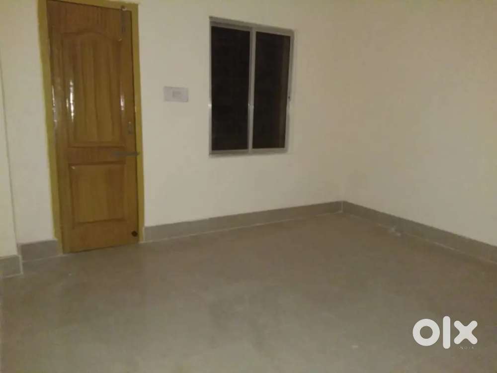 1Rk with Balcony(Only Good Boys Bachelor)in Rasulgarh Square