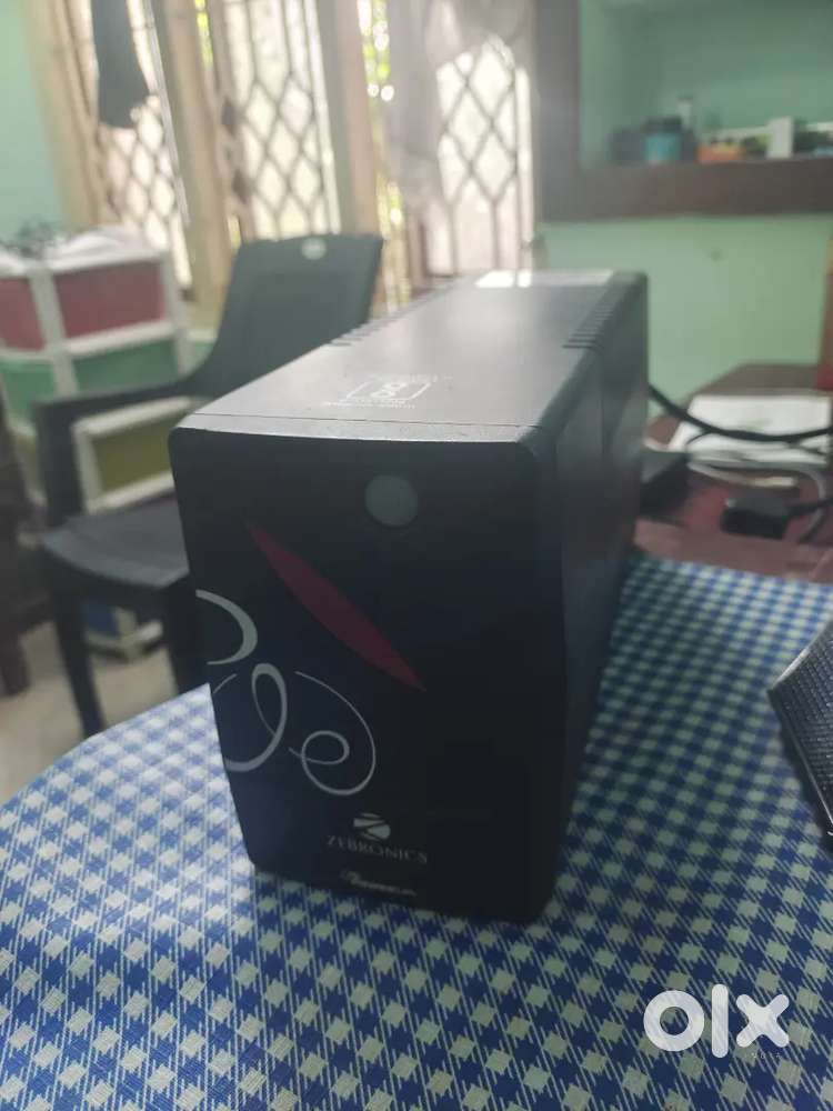 ZEBRONICS Zeb-U725 600VA UPS with 1 year battery warranty included