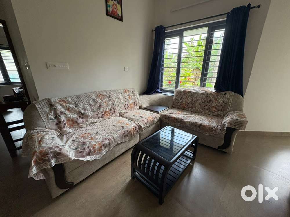 Used Corner Sofa 2+2+1+C(tepoy not included)
