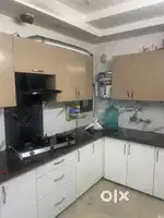 II DG REAL ESTATE II 2BHK UPP. FIRST FLOOR LIFT / PARKING