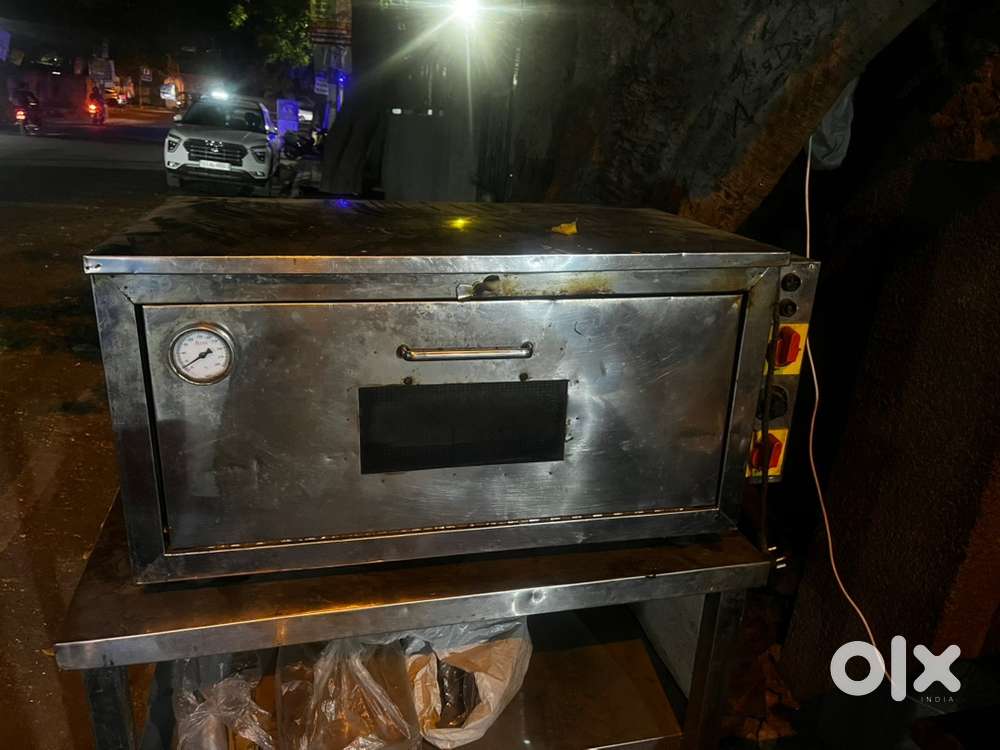 Commercial pizza Oven