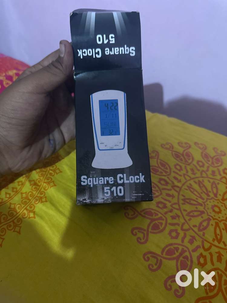 Square light clock