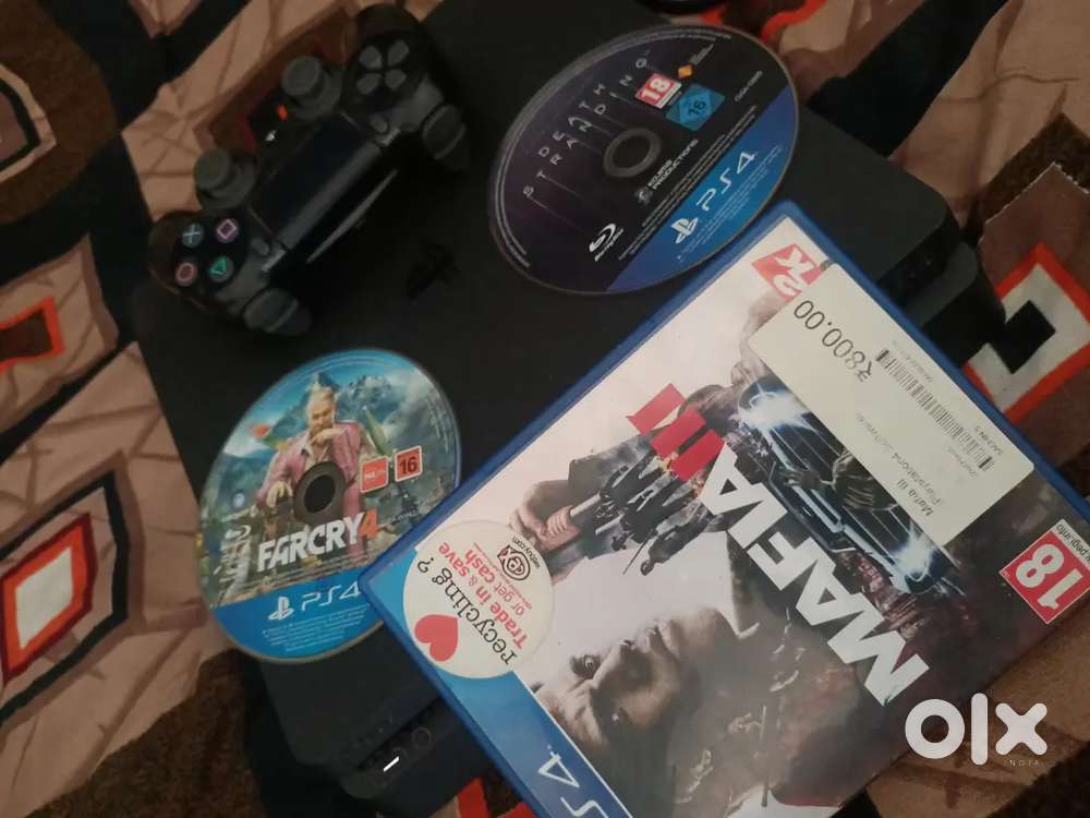 Play Station 4 Slim 1TB