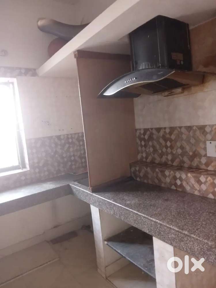 3bhk indipendent house rent in chhendcolony my brokorage is 8500