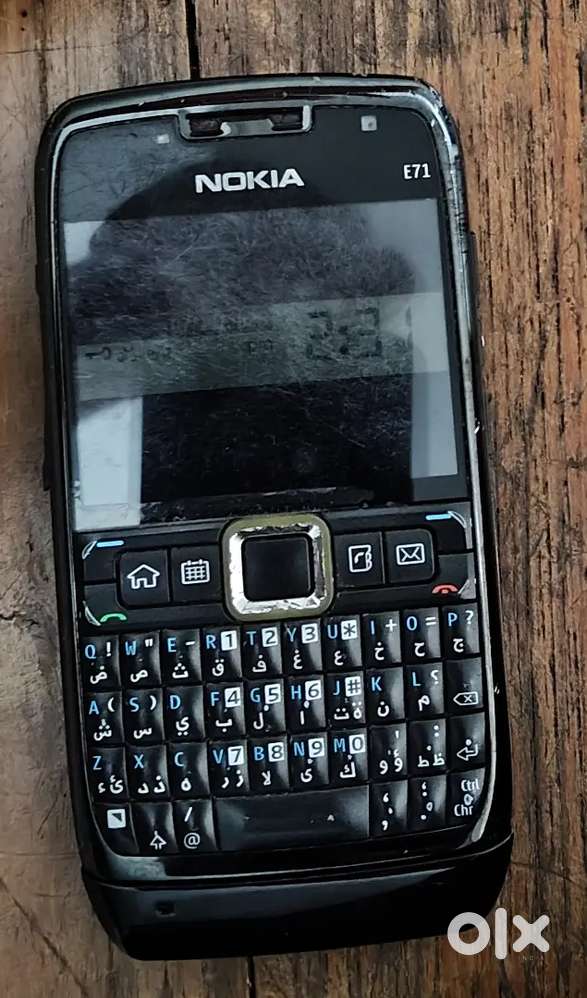 Nokia E 71
