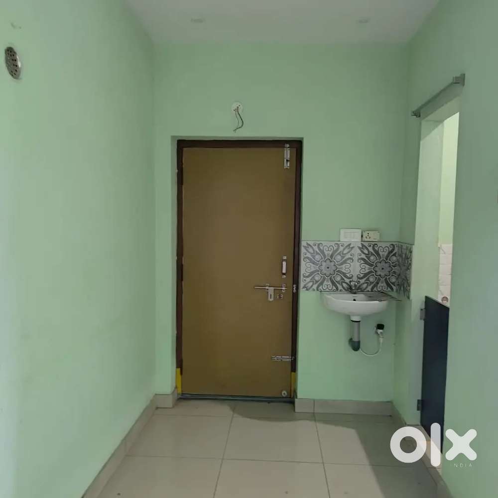 2nd floor sai krupa nilayam , sai baba temple kovvada 1bhk to-let