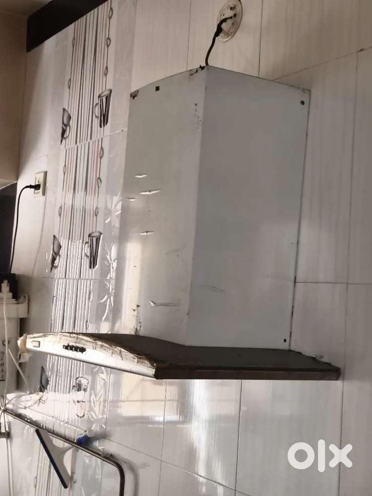 Faber Chimney 60cm – Fully Working, Good Suction – Used condition