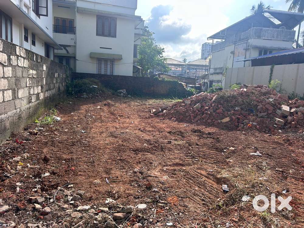 4 cent land for sale at panickers lane sasthamangalam