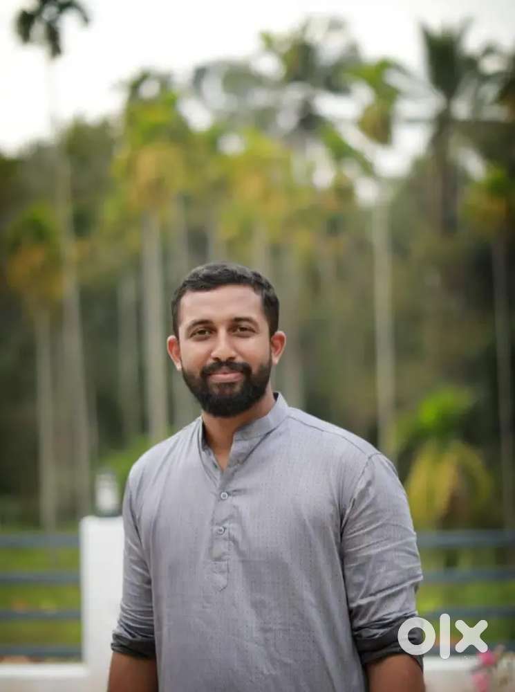 Looking for a female accountant.