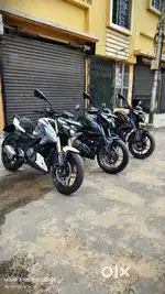 BAJAJ PULSAR N250 CC BRAND NEW JUST 6 MONTH SALE.