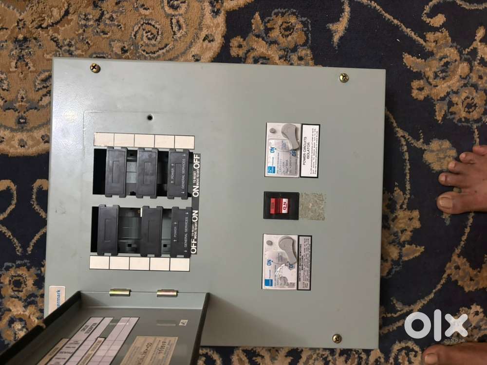 Powe circuit isolator