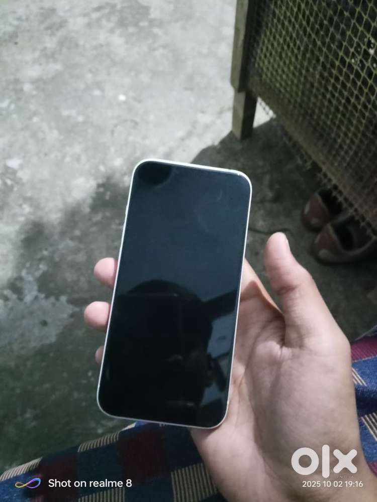 Iphone 13 well condition