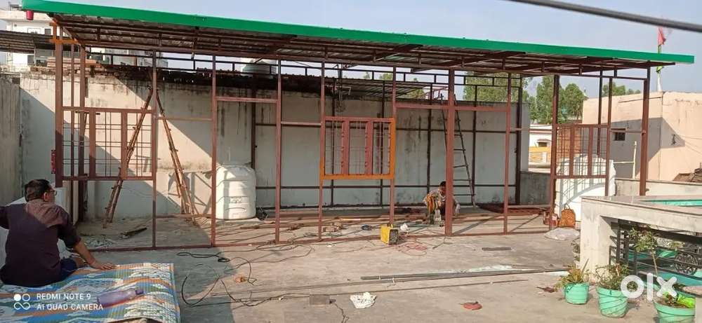 Ten shed raling gate window  chowkt bnye jti hai
