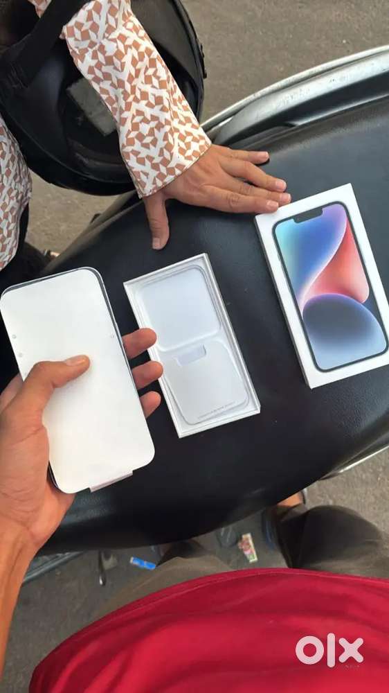 Iphone 14 brand new condition and OK report