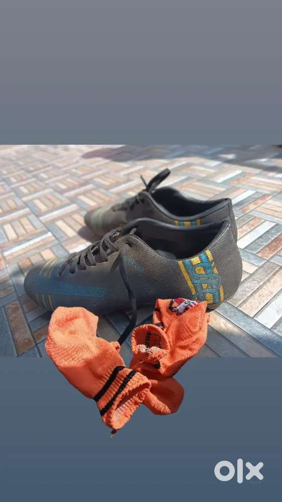 Football shoes