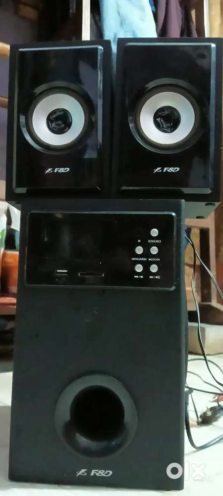 Very good condition home theatre