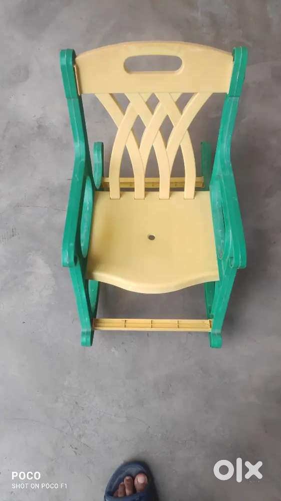 Kids chair plastic