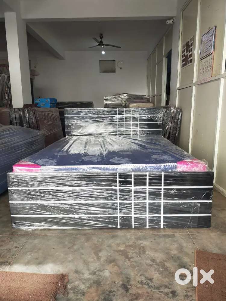 Direct factory price sale cot with mattress at affordable price