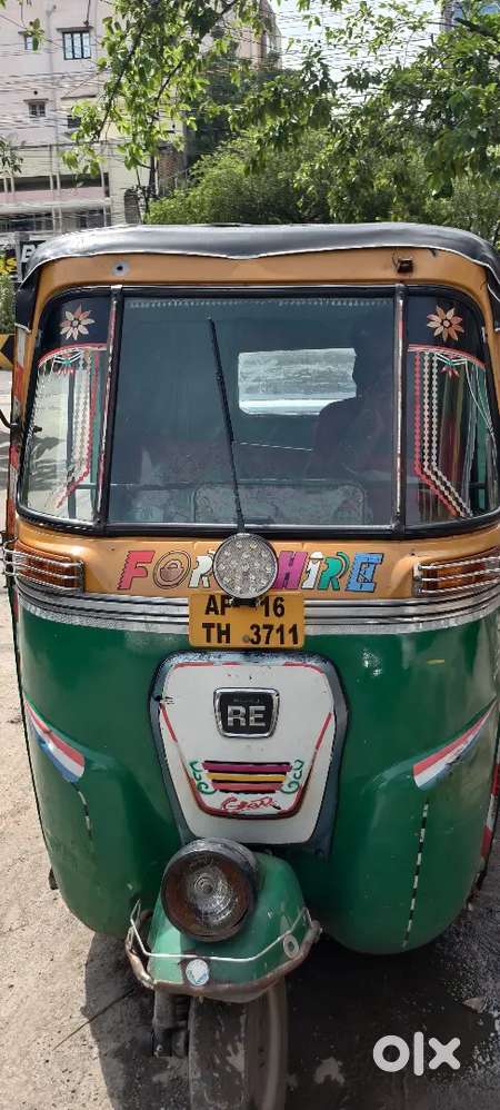 Bajaj Auto, CNG, no bond, local all documents are available