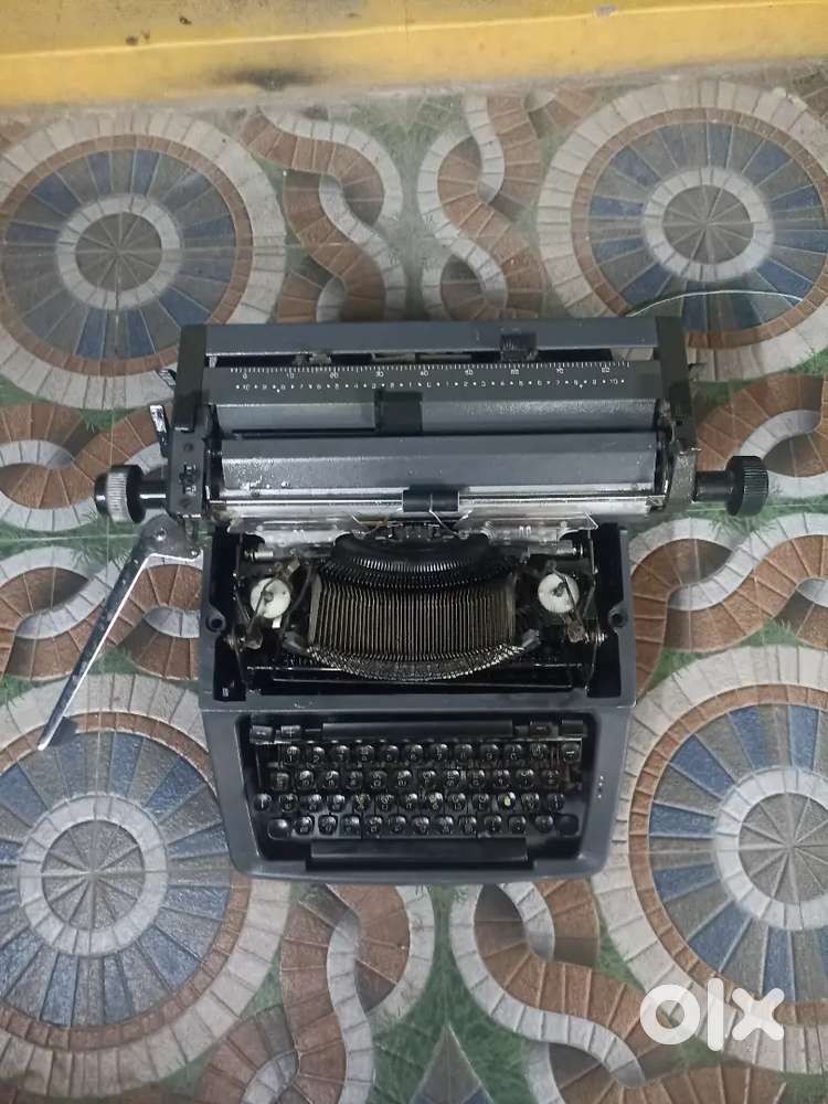 Tamil typewriter machine