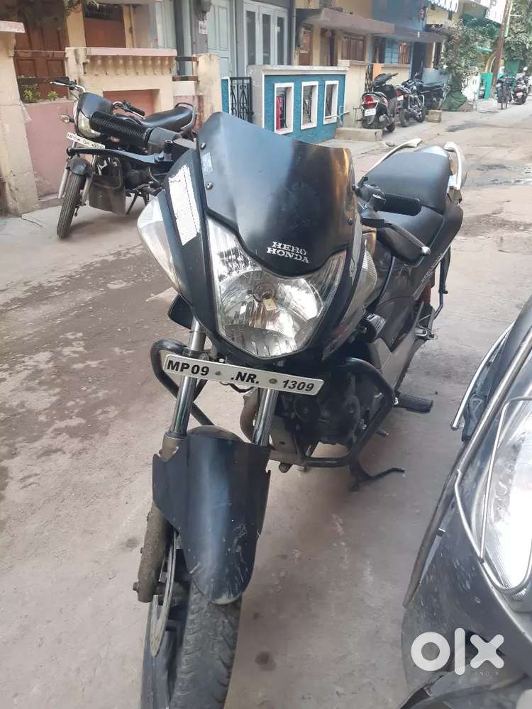 Hero honda cbz