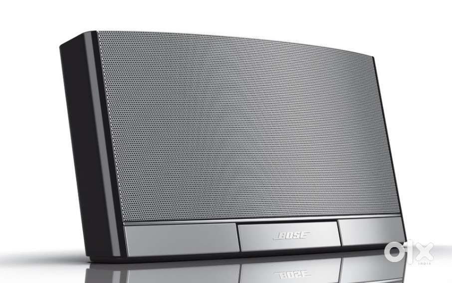 Bose SoundDock Portable 30-Pin iPod/iPhone Speaker Dock