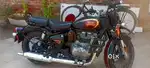 Classic 350 Halcyon black edition