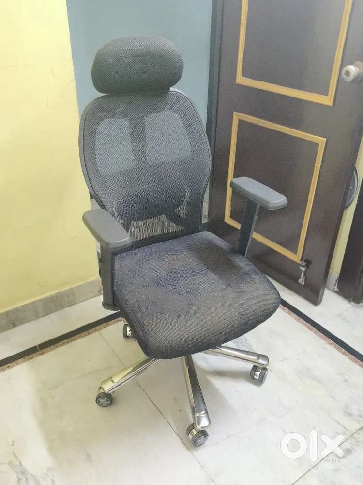 Selling 1 year old Chair in almost new condition