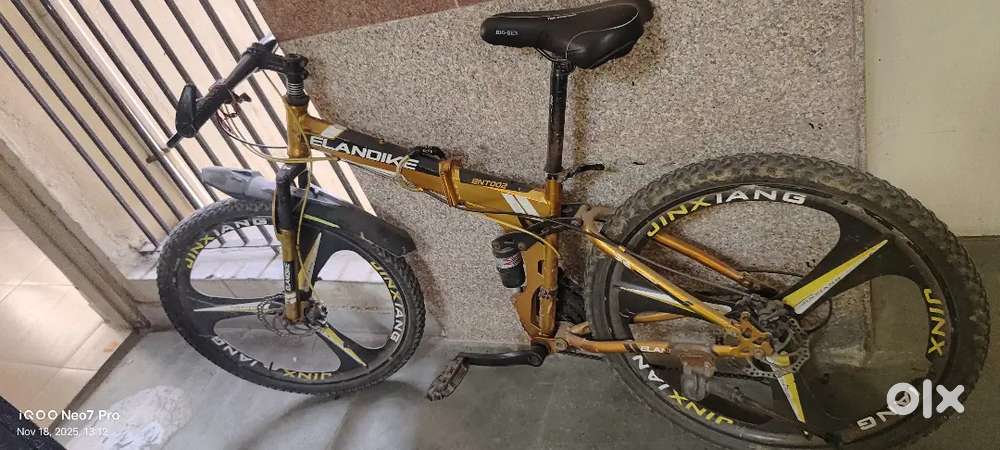 Foldable cycle BMW mint condition