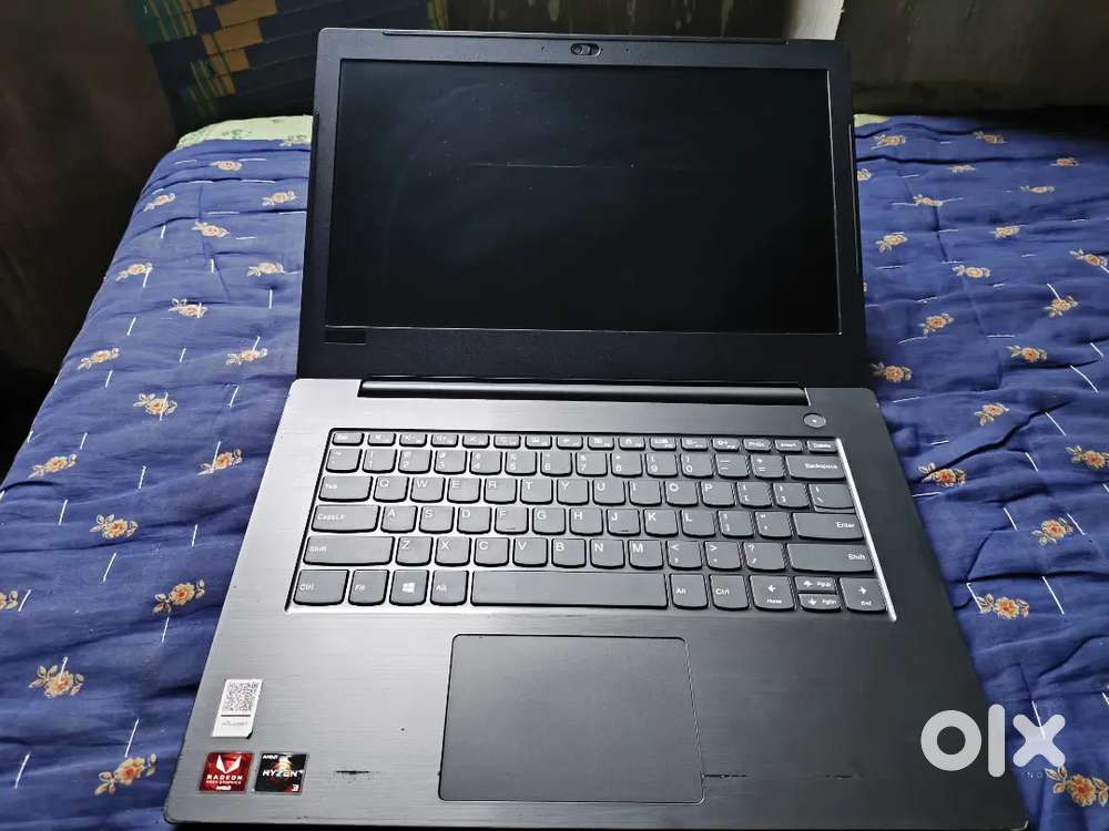 Lenovo v330-14ARR (4gb DDR3 Ram / 500 GB HDD)