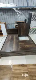 Selling this semi storage double queen size bed direct factory price