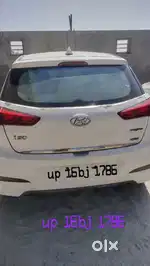 Hyundai i20 2016 nov. Model Diesel 98000 Km Driven.