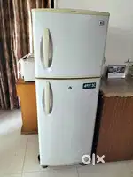 LG Double Door Refrigerator – Excellent Condition