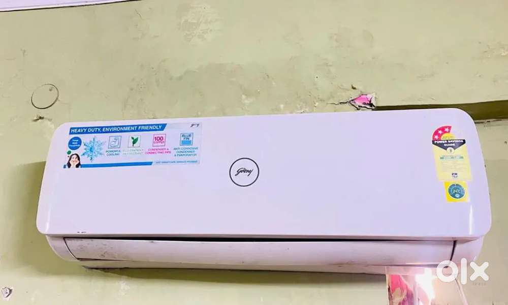 Godrej split AC (1.5 ton)- 21500rs
