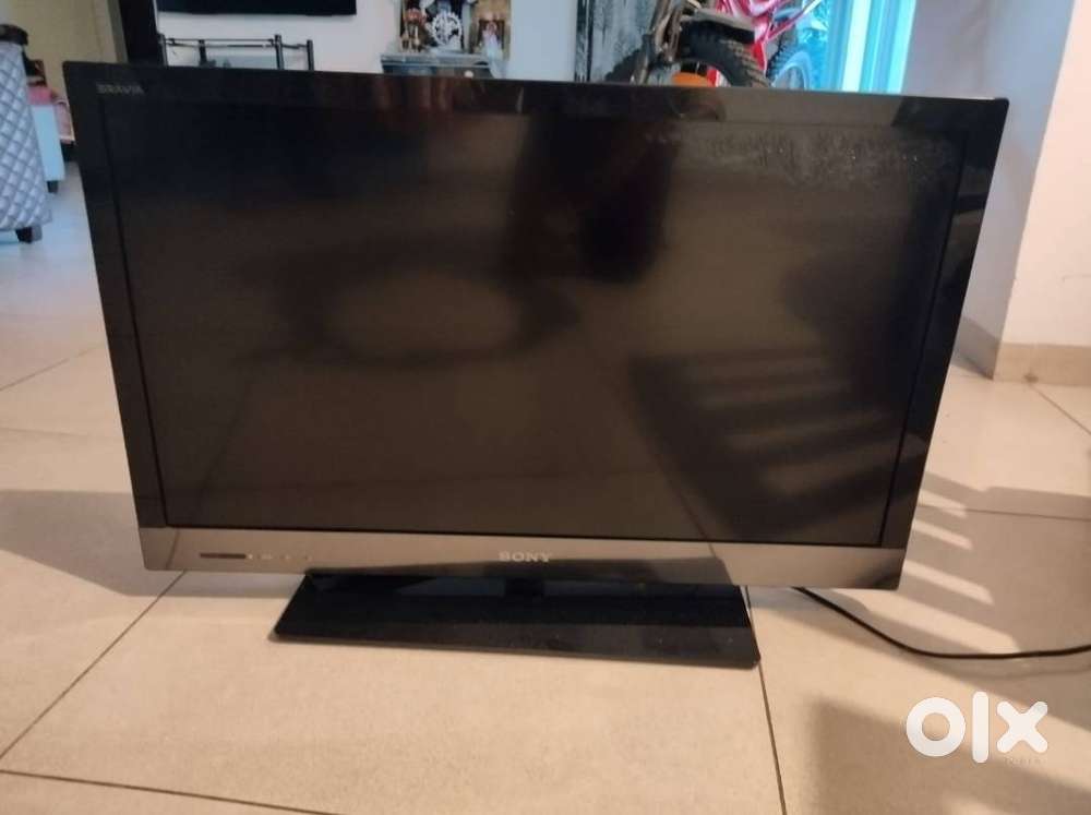 Sony Bravia 32 inch LED TV for sale