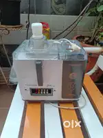 Juicer machine videocon